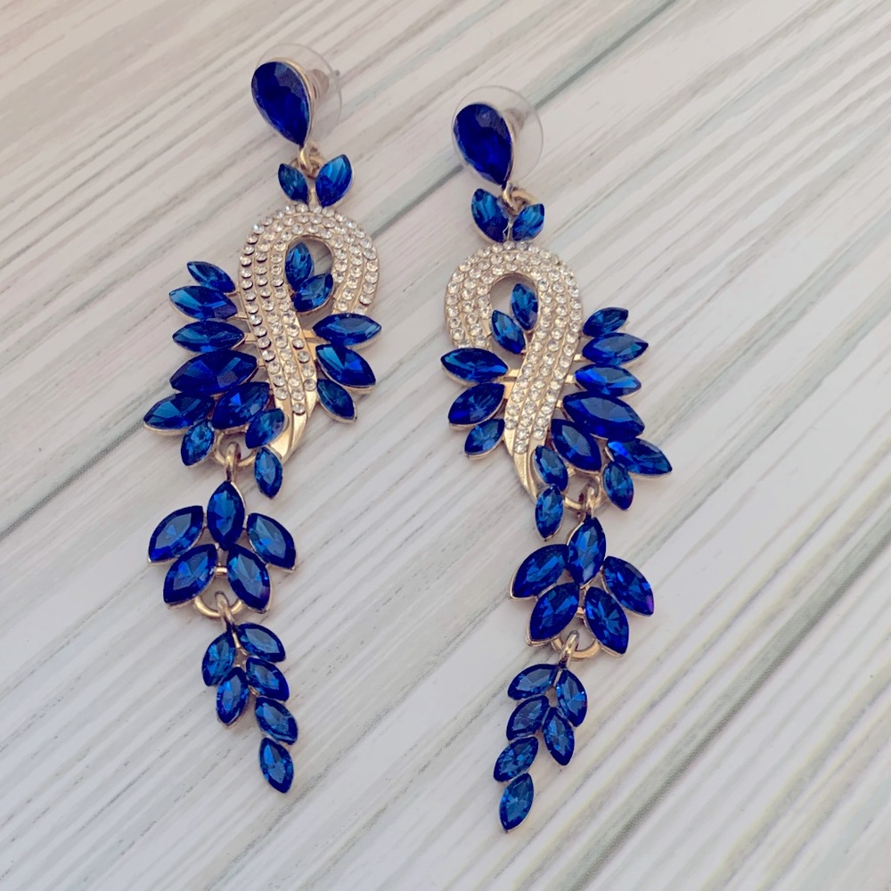 Elegant Blue and gold Earrings